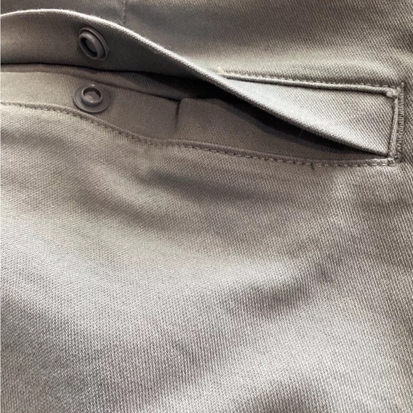 Lululemon Shorts Mens  Stretch Golf Casual Walking Size 34 Cotton Blend - Picture 13 of 15